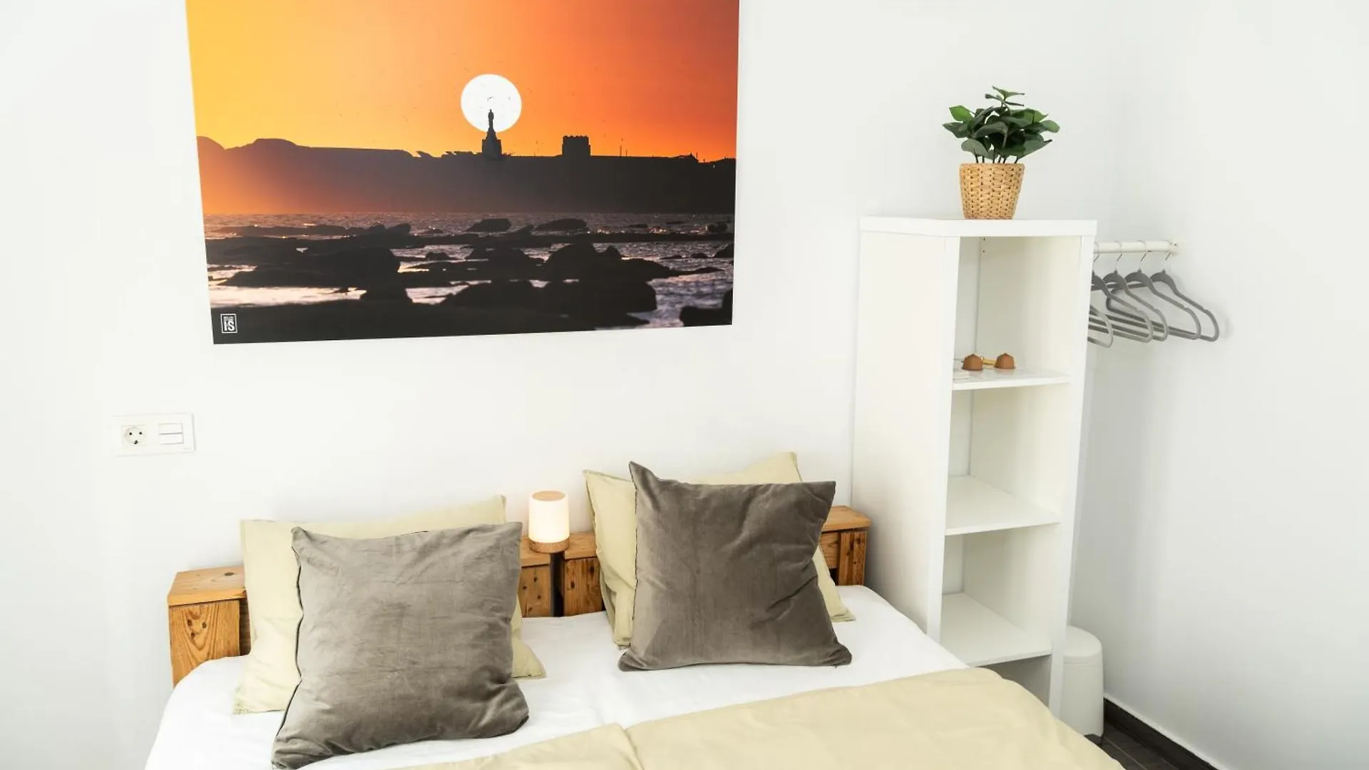 Surfersresidence Tarifa 0*,  Spain